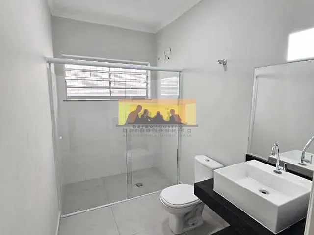 Casa com 355m² 3 quartos e 4 banheiros, à venda, no bairro Jardim Chapadão em Campinas