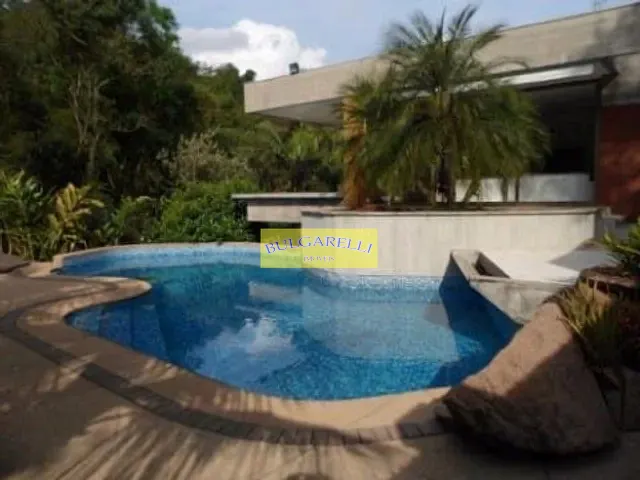 Casa com 1020m² 4 quartos e 6 banheiros, à venda, no bairro LOTEAMENTO PORTAL DO PARAISO em Jundiai