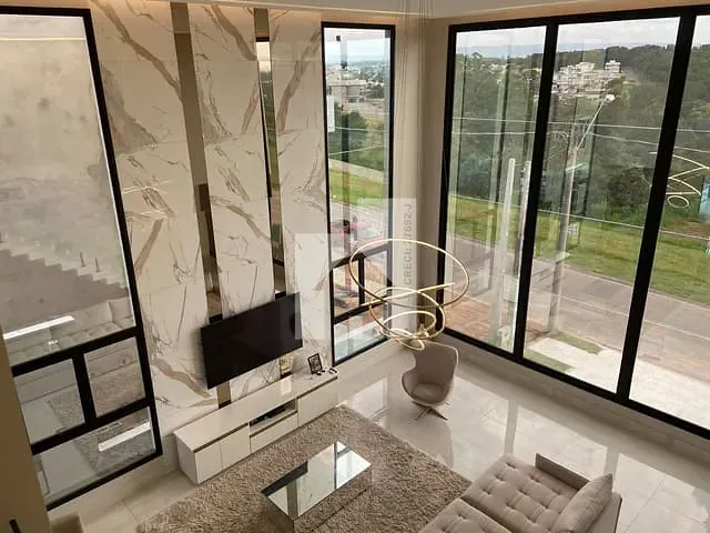 Casa com 525m² 4 quartos e 6 banheiros, à venda, no bairro Santa Isabel em Louveira