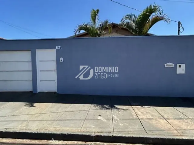 Casa com 288m² 3 quartos e 2 banheiros, à venda, no bairro Parque das Gameleiras em Uberaba