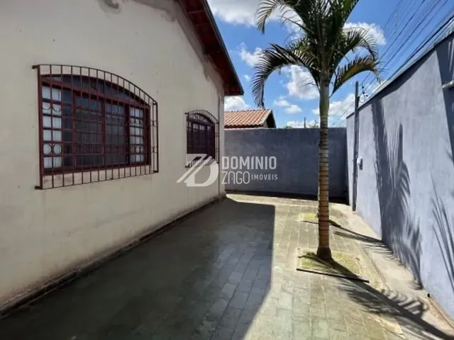 Casa com 288m² 3 quartos e 2 banheiros, à venda, no bairro Parque das Gameleiras em Uberaba