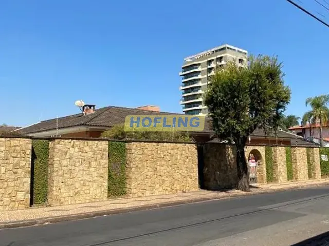 Casa com 576m² 3 quartos e 5 banheiros, à venda, no bairro Vila Santo Antônio em Rio Claro
