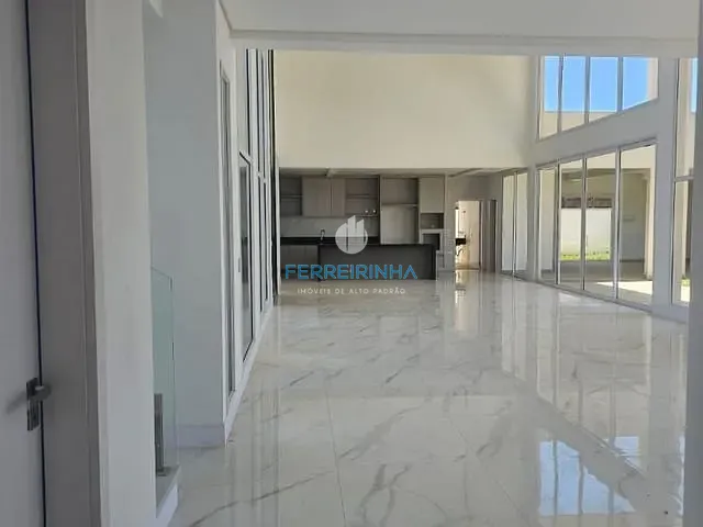 Casa com 1200m² 4 quartos e 6 banheiros, à venda ou para alugar, no bairro Colinas do Paratehy em São José dos Campos