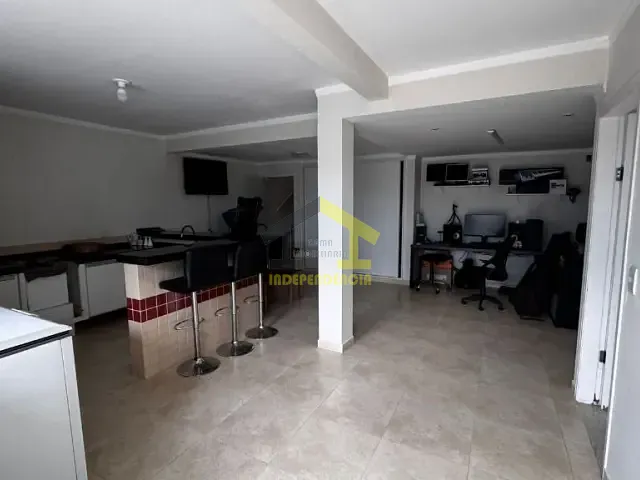Casa com 230m² 3 quartos e 1 banheiro, à venda, no bairro Jardim Nossa Senhora de Fátima em Itatiba