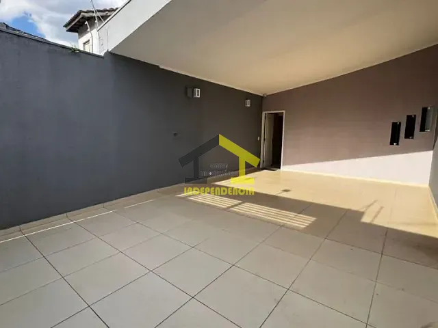 Casa com 230m² 3 quartos e 1 banheiro, à venda, no bairro Jardim Nossa Senhora de Fátima em Itatiba
