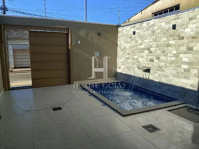 Casa 3 quartos e 2 banheiros, à venda, no bairro Residencial Brisas da Mata em Goiânia