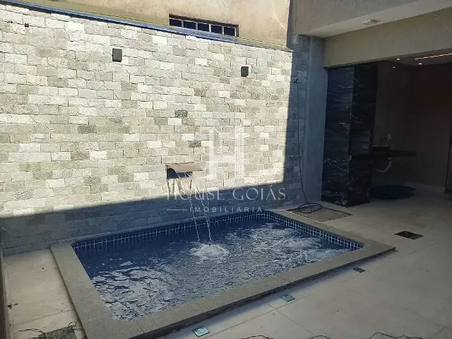 Casa 3 quartos e 2 banheiros, à venda, no bairro Residencial Brisas da Mata em Goiânia