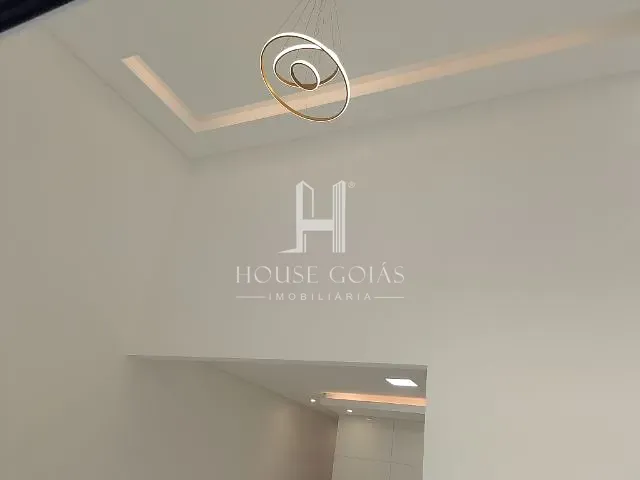 Casa 3 quartos e 2 banheiros, à venda, no bairro Residencial Brisas da Mata em Goiânia