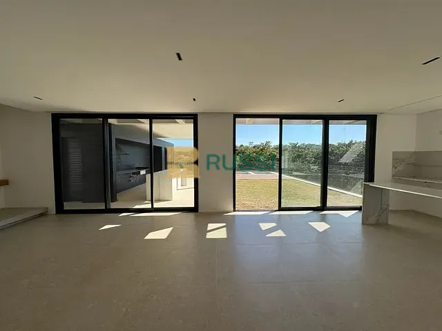 Casa 4 quartos e 6 banheiros, à venda, no bairro Condomínio Residencial Alphaville II em São José dos Campos