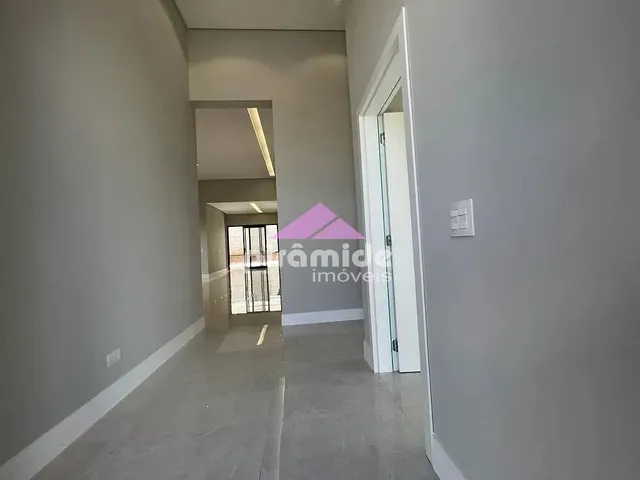 Casa com 451m² 4 quartos e 6 banheiros, à venda, no bairro Urbanova em São José Dos Campos