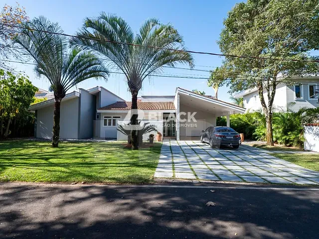 Casa com 1000m² 4 quartos e 3 banheiros, à venda ou para alugar, no bairro Lago Azul em Araçoiaba da Serra