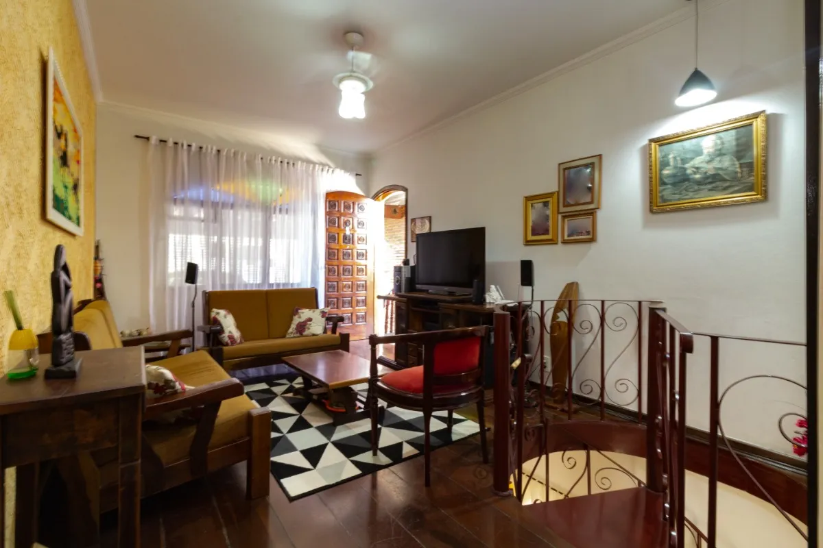 Casa para venda em Vila Boaçava com 3 quartos, sendo 1 suíte, 126m²