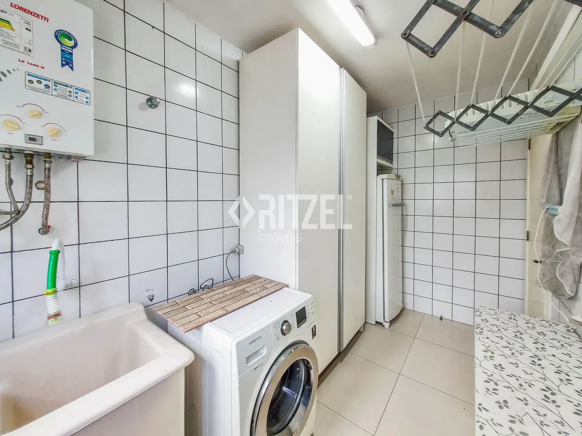 Casa, 3 quartos, 220 m² - Foto 43
