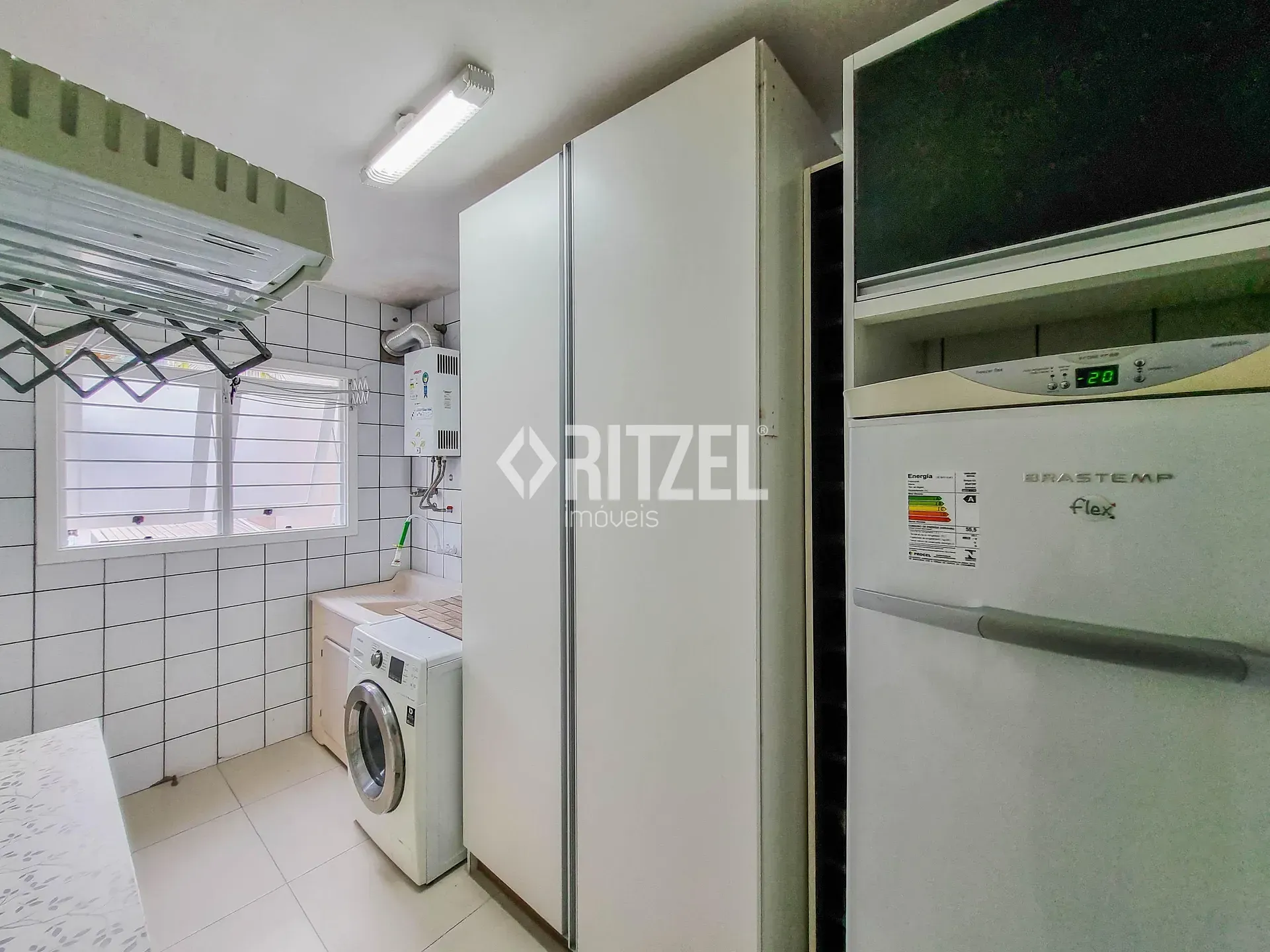 Casa, 3 quartos, 220 m² - Foto 44