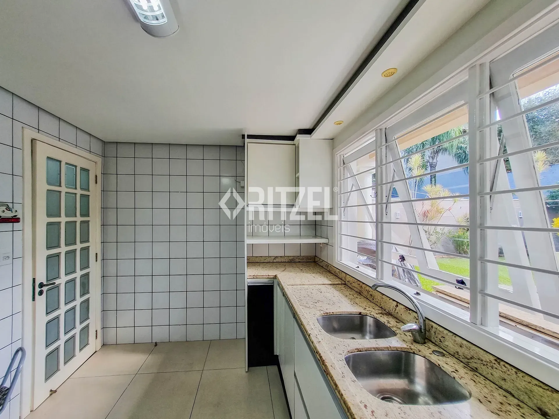 Casa, 3 quartos, 220 m² - Foto 12