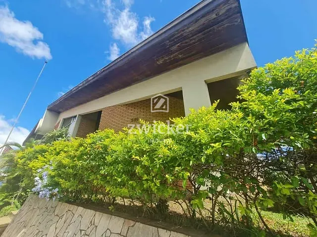 Casa com 600m² 3 quartos e 5 banheiros, à venda, no bairro Vila Coralina em Bauru