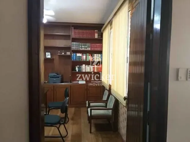 Casa com 600m² 3 quartos e 5 banheiros, à venda, no bairro Vila Coralina em Bauru