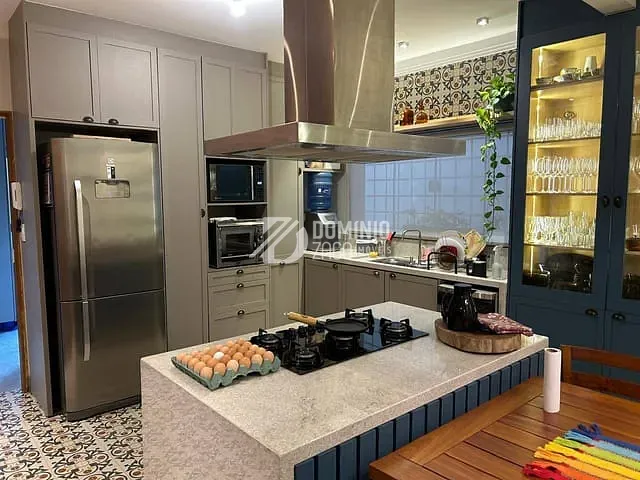 Casa com 336m² 3 quartos e 2 banheiros, à venda, no bairro Jardim São Bento em Uberaba