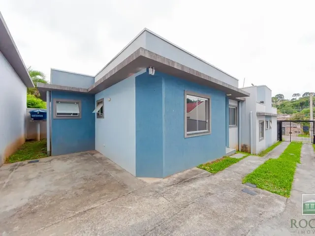 Casa 3 quartos e 2 banheiros, para alugar, no bairro Santa Cândida em Curitiba