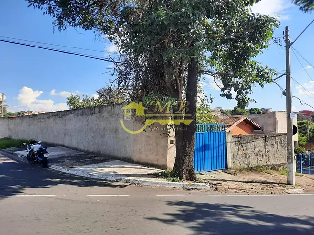 Casa com 275m² 2 quartos e 1 banheiro, à venda, no bairro Vila Aeroporto em Campinas