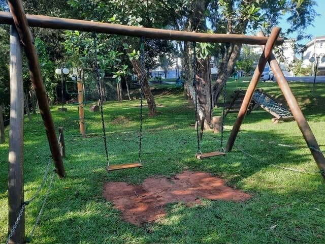 Casa com 500m² 3 quartos e 4 banheiros, à venda, no bairro Golf Gardens em Carapicuíba