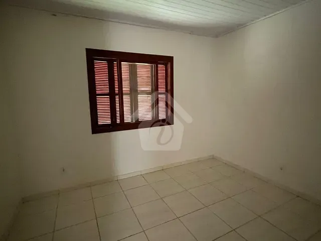 Casa 2 quartos e 1 banheiro, para alugar, no bairro Teutônia em Teutônia