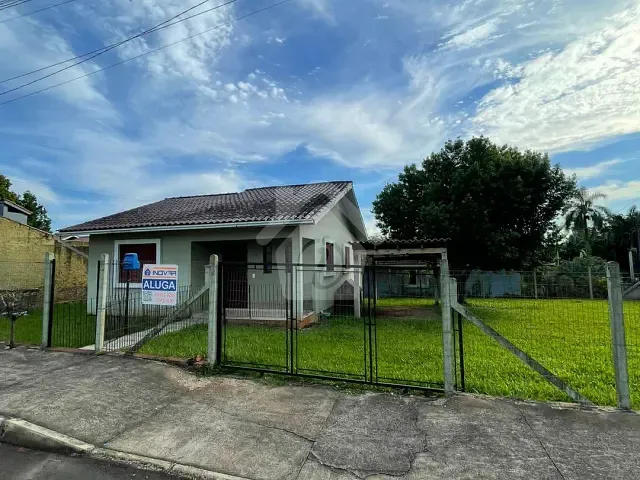 Casa 2 quartos e 1 banheiro, para alugar, no bairro Teutônia em Teutônia