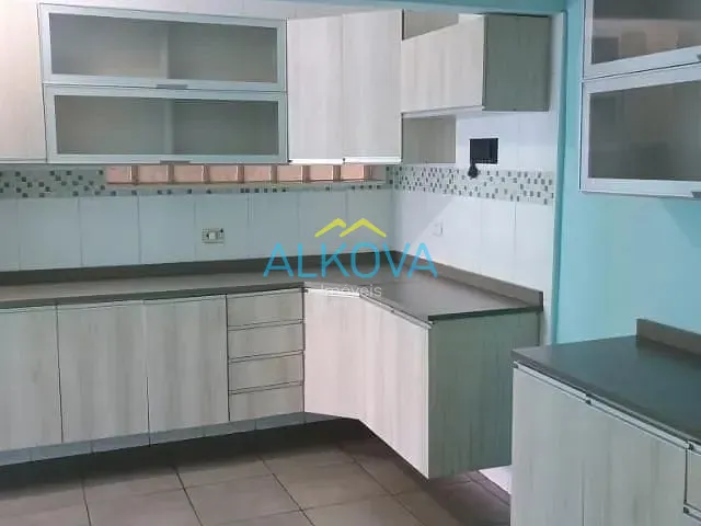 Casa com 200m² 3 quartos e 3 banheiros, à venda, no bairro Vista Verde em São José dos Campos