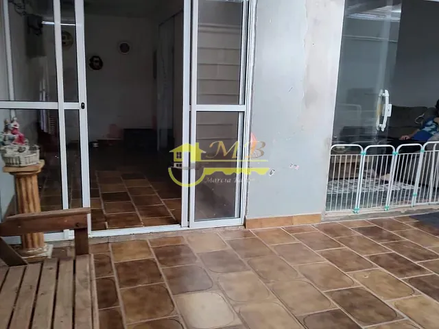Casa com 330m² 3 quartos e 1 banheiro, à venda, no bairro Jardim Cura D'Ars em Campinas