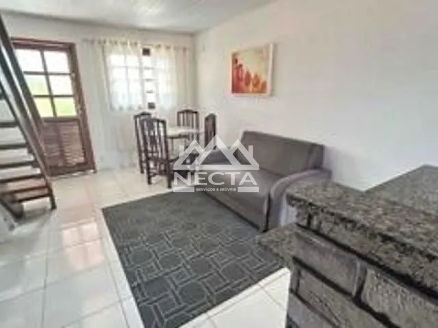 Casa com 70m² 2 quartos e 1 banheiro, à venda, no bairro Martim de Sá em Caraguatatuba