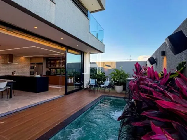 Casa com 226m² 3 quartos e 4 banheiros, à venda, no bairro Pólo Empresarial Goiás em Aparecida de Goiânia