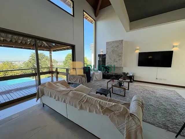 Casa com 900m² 4 quartos e 5 banheiros, à venda, no bairro Condomínio Reserva do Paratehy em São José dos Campos