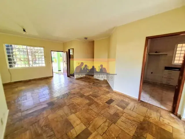 Casa com 250m² 4 quartos e 4 banheiros, à venda, no bairro Vila Modesto Fernandes em Campinas