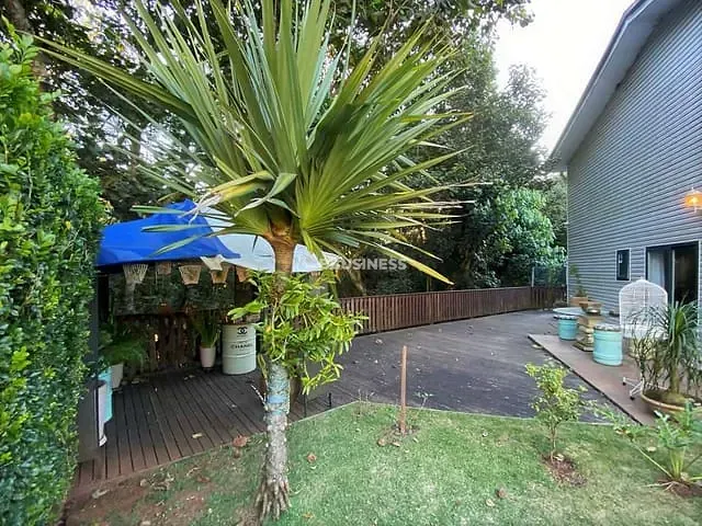 Casa com 340m² 3 quartos e 4 banheiros, à venda, no bairro Bosque do Vianna em Cotia