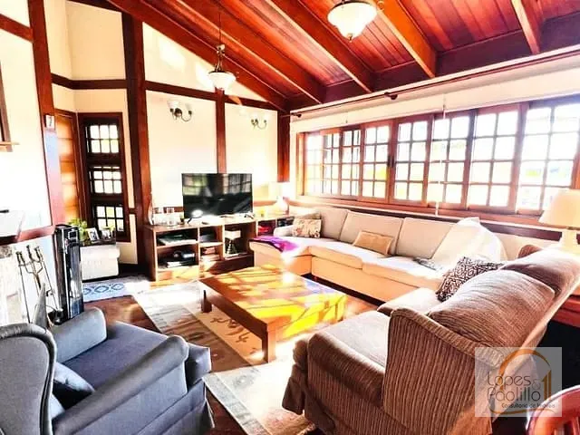 Casa com 350m² 3 quartos e 3 banheiros, à venda, no bairro Condominio Parque das Garças I em Atibaia