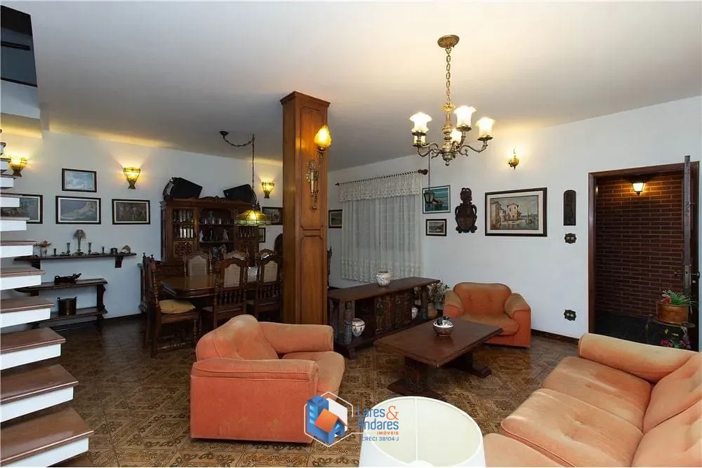 Casa, 3 quartos, 205 m² - Foto 1