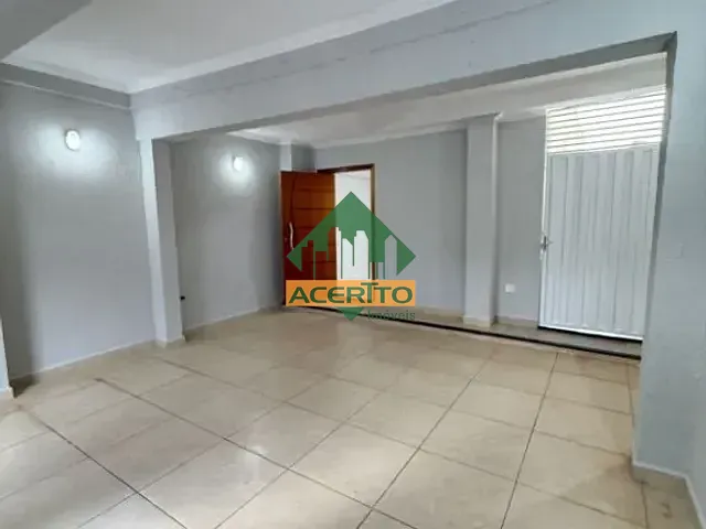 Casa com 200m² 2 quartos e 1 banheiro, à venda, no bairro Parque Residencial Aeroporto em Araçatuba