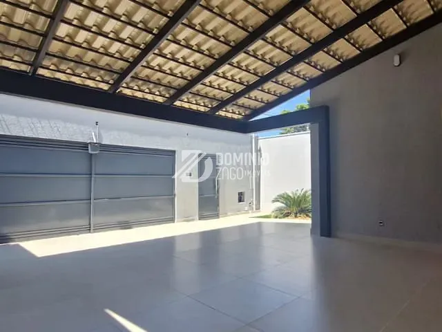Casa com 250m² 3 quartos e 4 banheiros, à venda, no bairro Dom Eduardo em Uberaba