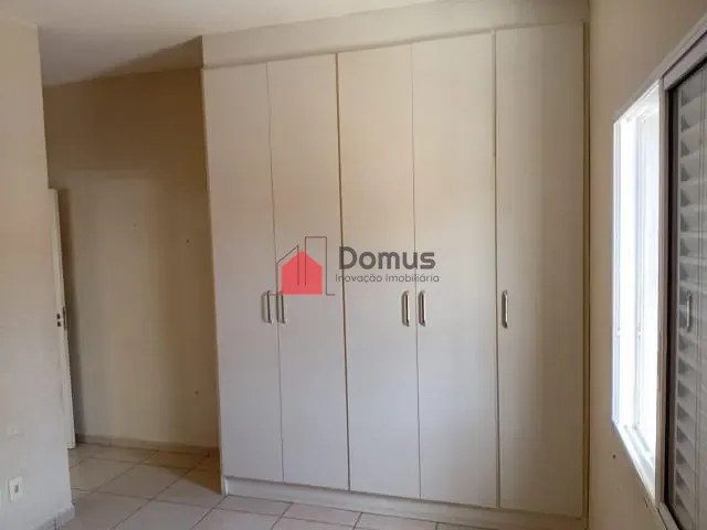 Casa com 202m² 2 quartos e 1 banheiro, à venda, no bairro Centro em Pindamonhangaba
