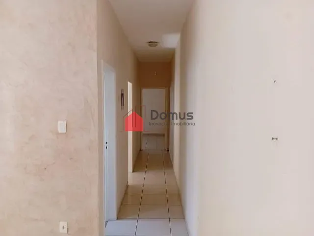 Casa com 202m² 2 quartos e 1 banheiro, à venda, no bairro Centro em Pindamonhangaba