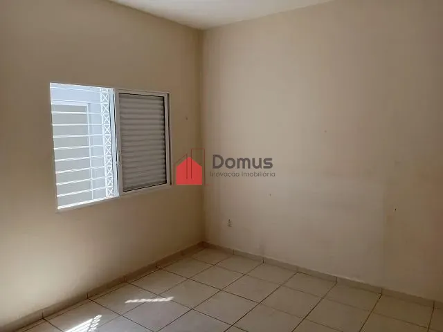 Casa com 202m² 2 quartos e 1 banheiro, à venda, no bairro Centro em Pindamonhangaba