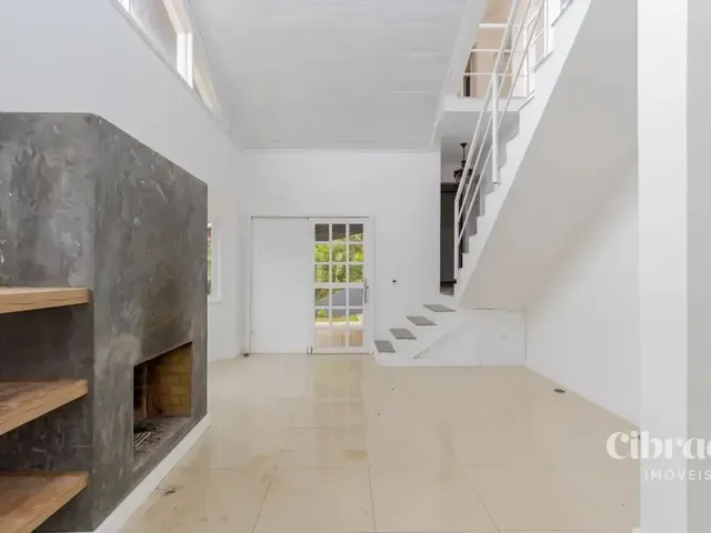 Casa 3 quartos e 2 banheiros, à venda, no bairro Pilarzinho em Curitiba