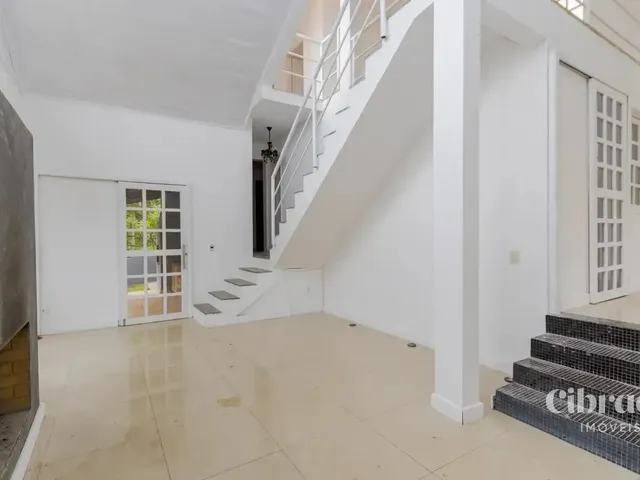 Casa 3 quartos e 2 banheiros, à venda, no bairro Pilarzinho em Curitiba
