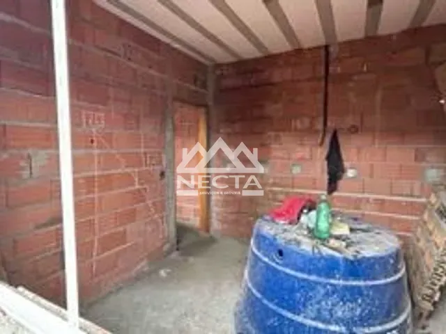 Casa com 65m² 2 quartos e 2 banheiros, à venda, no bairro Pontal de Santa Marina em Caraguatatuba