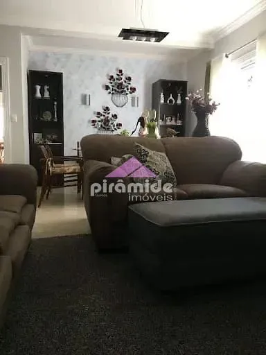 Casa, 4 quartos, 330 m² - Foto 2