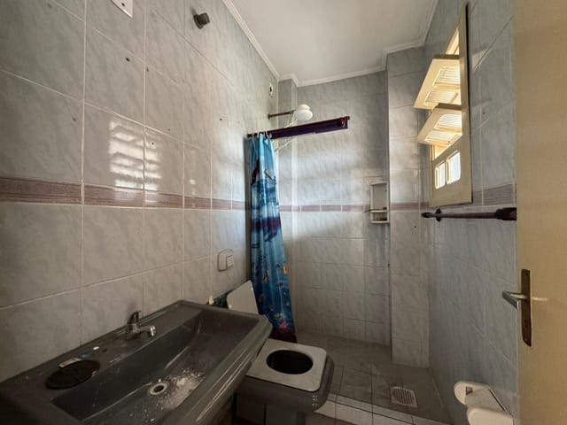 Casa 5 quartos e 5 banheiros, à venda, no bairro Jardim São Pedro em Porto Alegre