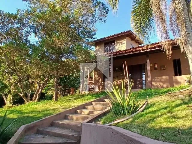Casa com 1000m² 3 quartos e 2 banheiros, à venda, no bairro Chácara Pai Jacó em Jundiaí