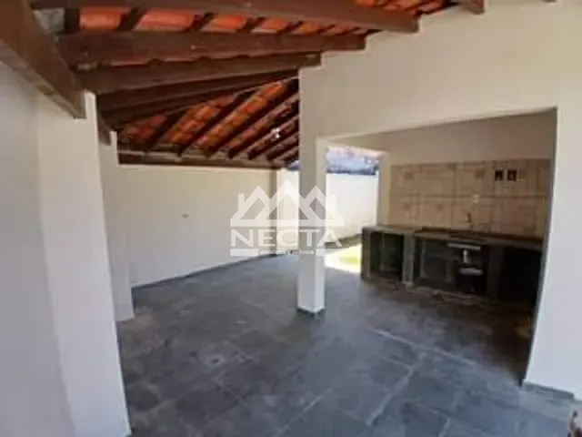 Casa com 460m² 4 quartos e 3 banheiros, à venda, no bairro Pontal de Santa Marina em Caraguatatuba