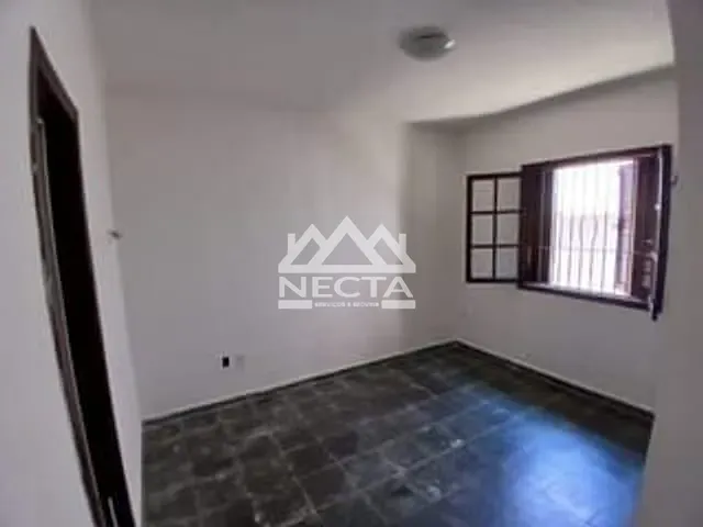 Casa com 460m² 4 quartos e 3 banheiros, à venda, no bairro Pontal de Santa Marina em Caraguatatuba