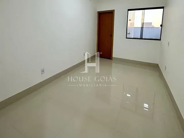 Casa com 125m² 3 quartos e 2 banheiros, à venda, no bairro Residencial Solar Bougainville em Goiânia